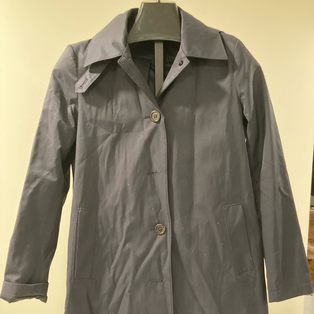Rain coat